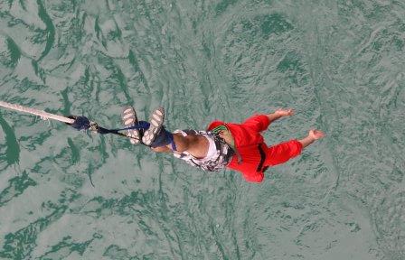 13 - AJH-KB-20150321-024-001-0007-Roving